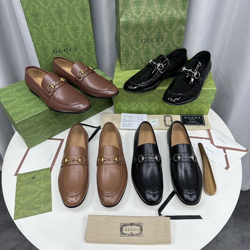 G*u*i leather shoes